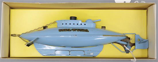 A Sutcliffe  Unda-Wunda model, later box